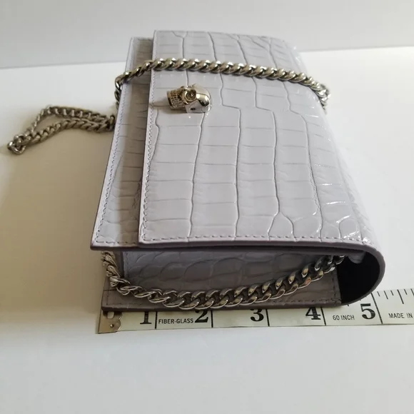 Alexander McQueen Croc-Embossed Leather Skull Crossbody Bag Lavender - Picture 8 of 11